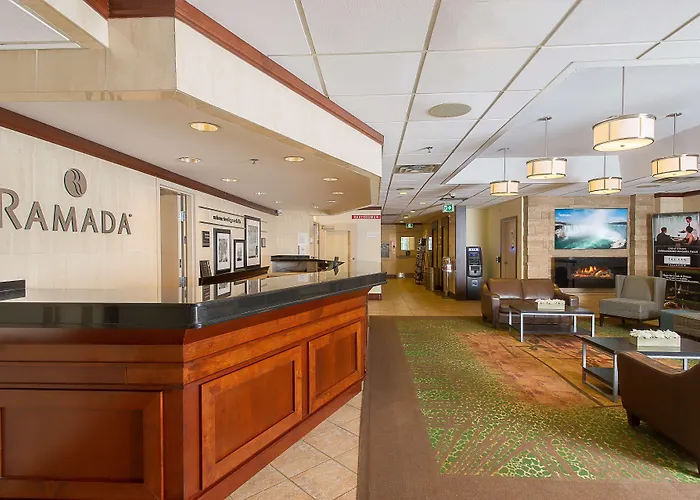 Ramada By Wyndham Niagara Falls By The River